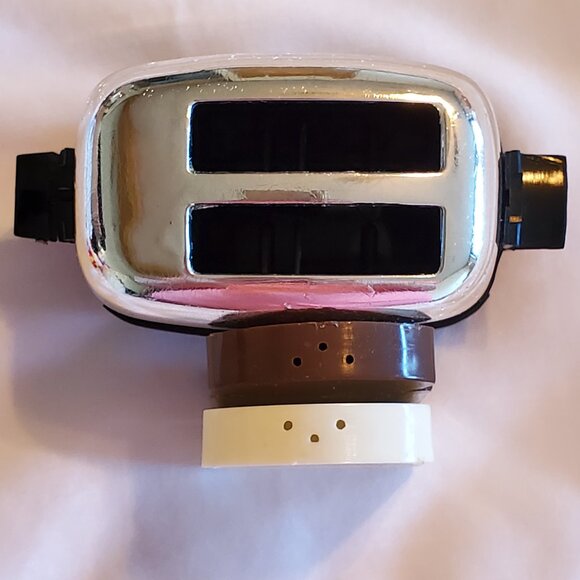 Vintage 1950s Toaster and Toast Salt & Pepper Shakers GUC - Picture 2 of 6